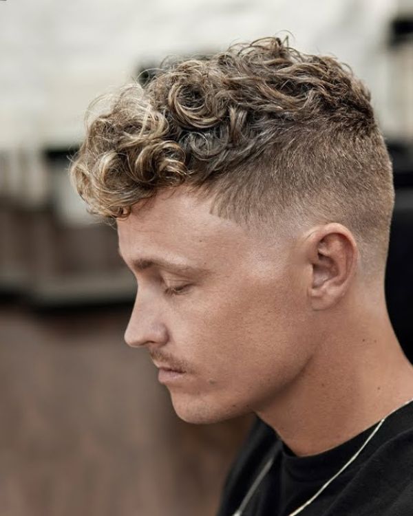 curly haircut